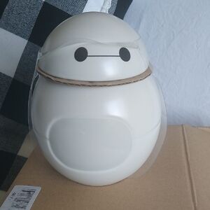 Disney Baymax Big Hero Mug with lid